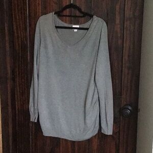 Isabel maternity long sleeve sweater. Size XXL